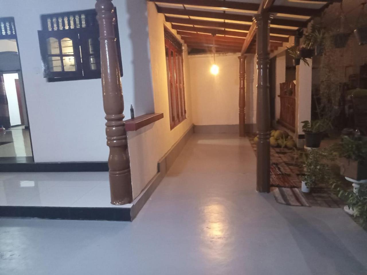 Little Villa Guest House Ahangama Exterior photo