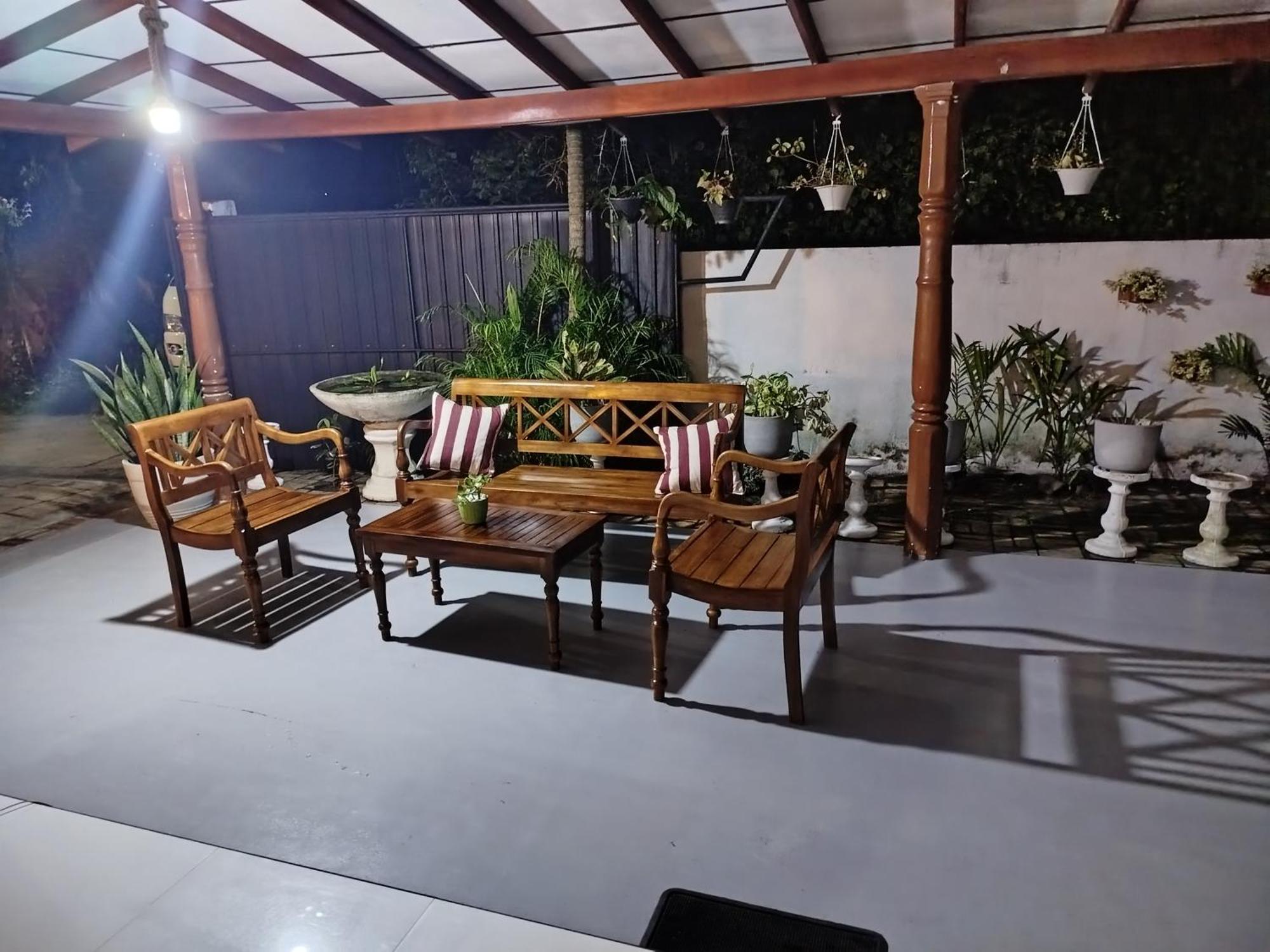 Little Villa Guest House Ahangama Exterior photo
