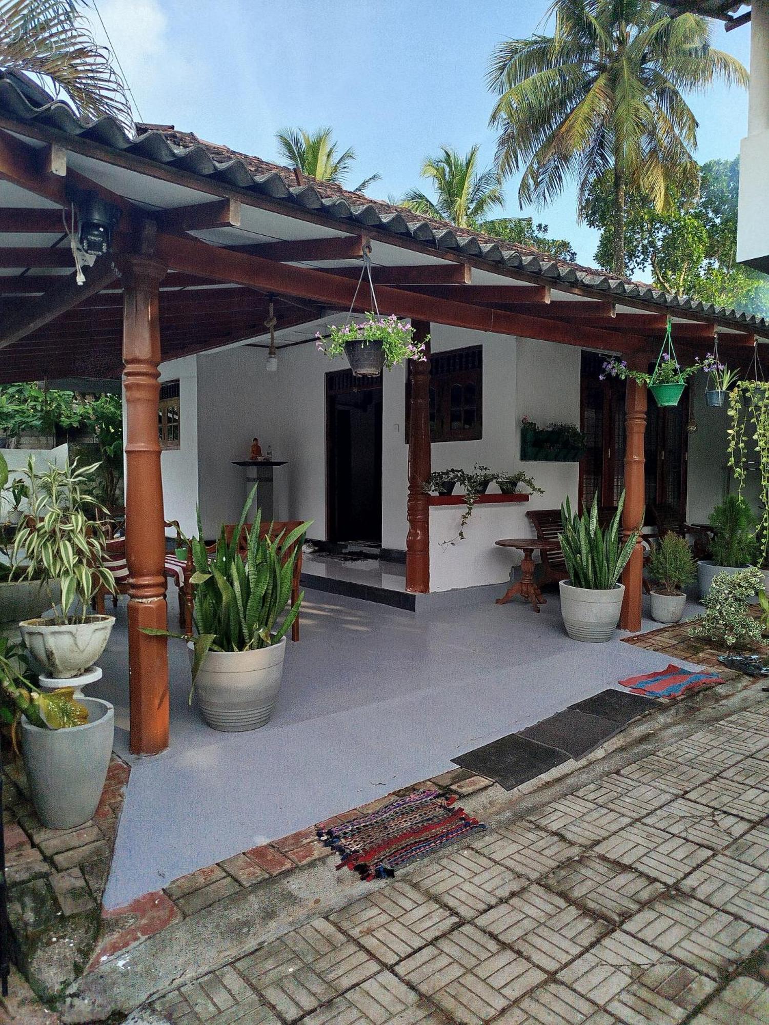 Little Villa Guest House Ahangama Exterior photo