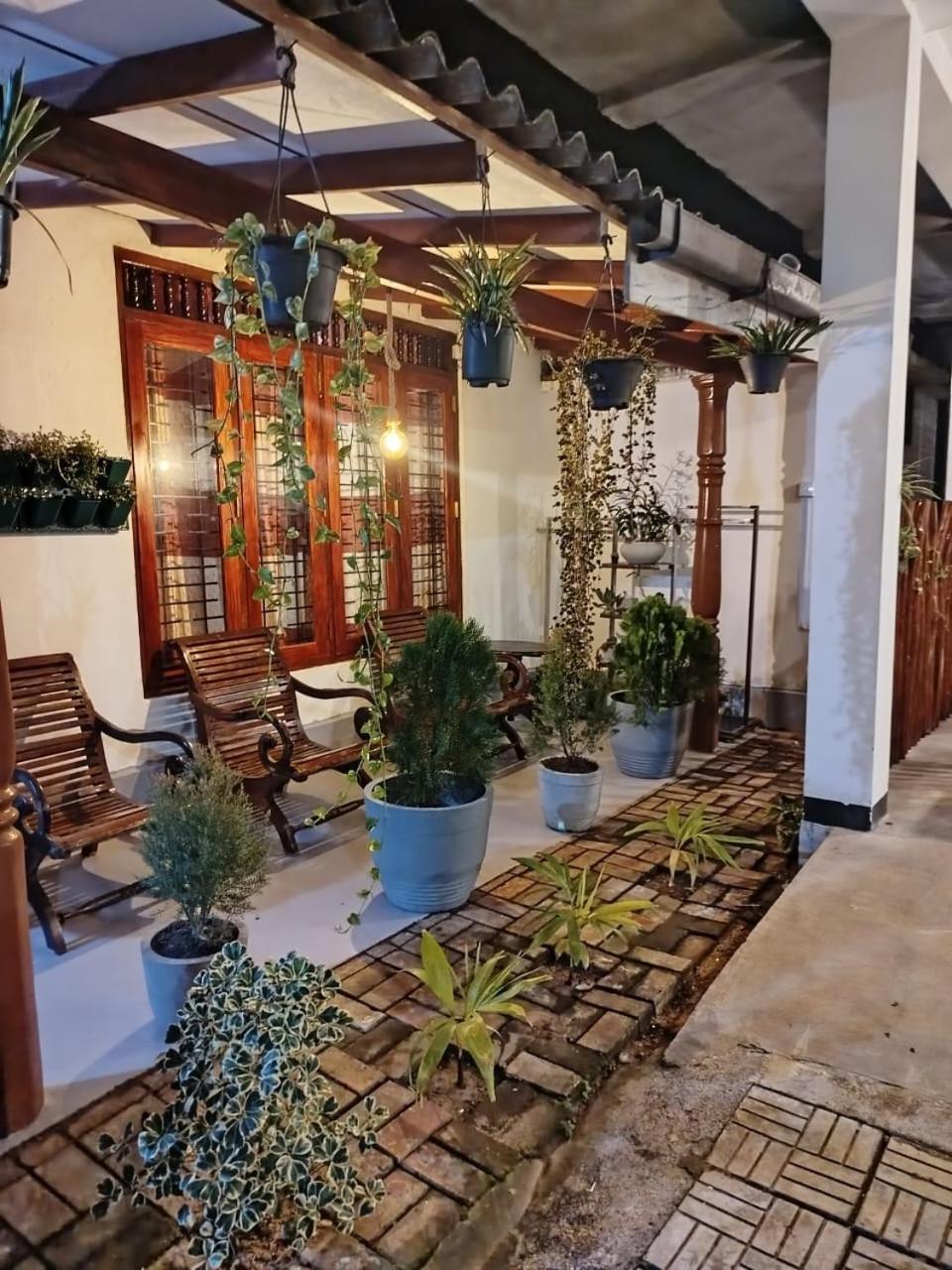 Little Villa Guest House Ahangama Exterior photo