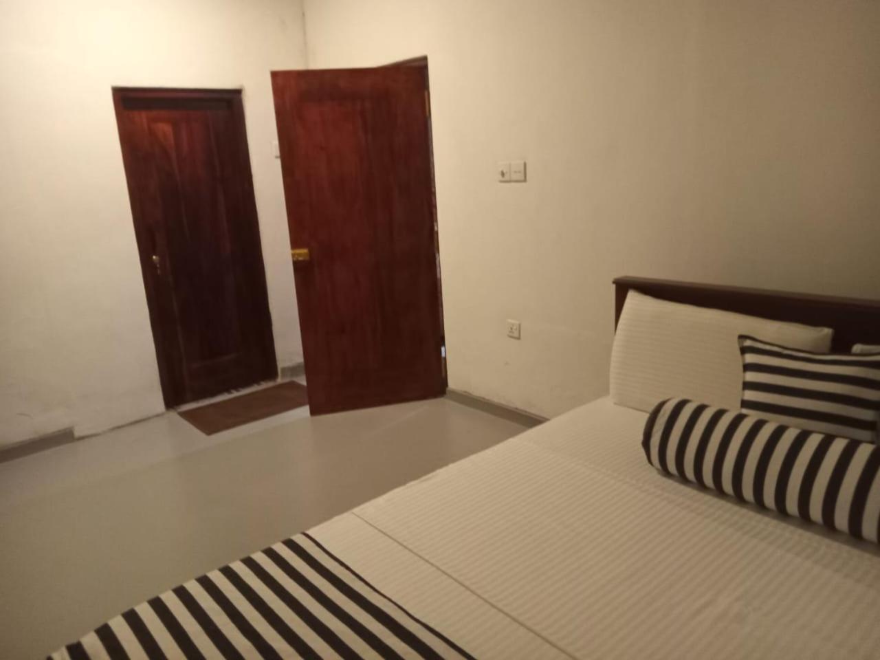 Little Villa Guest House Ahangama Exterior photo